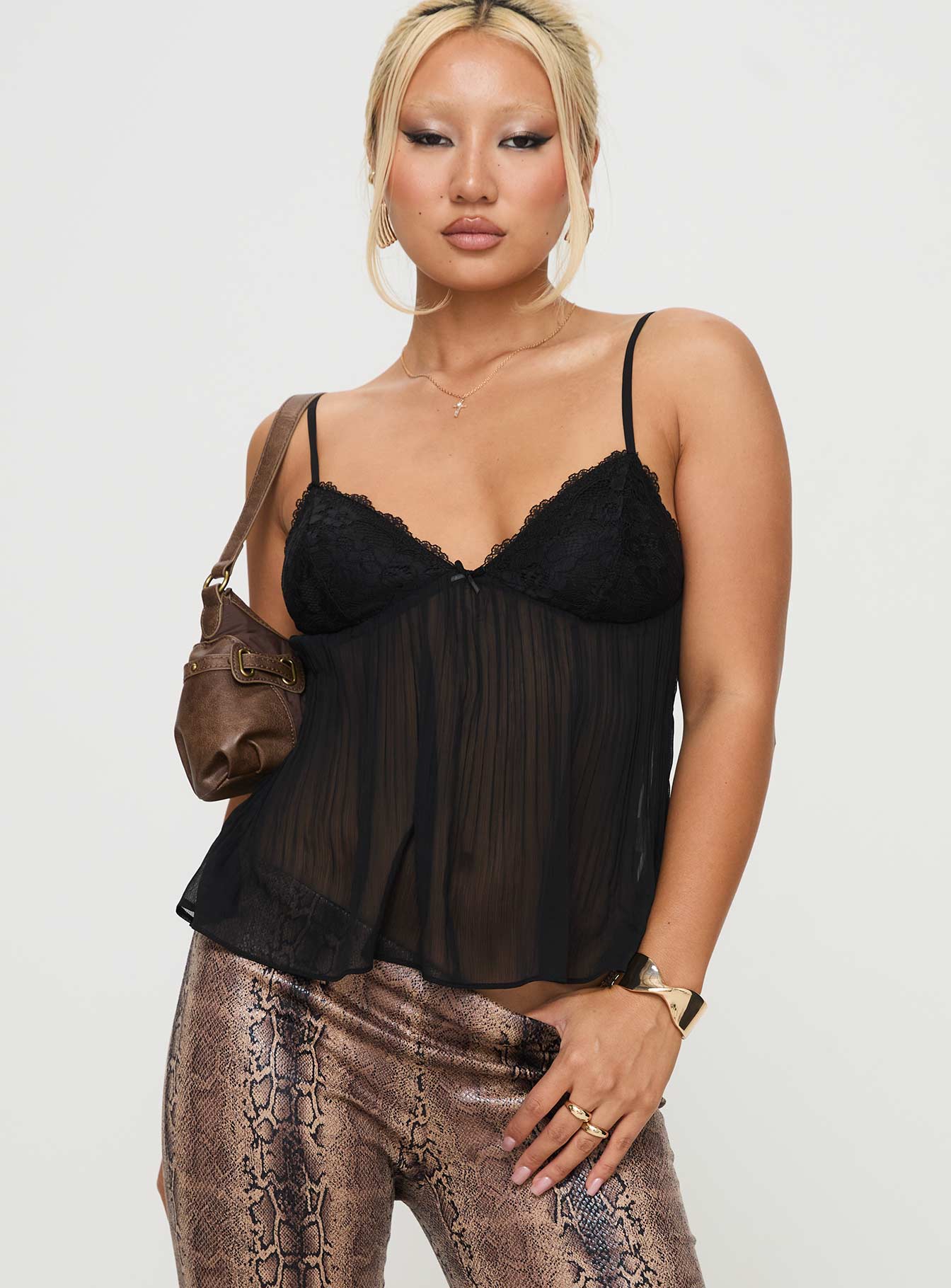 Collective Tops - Zami Pleat Top Black fifth image