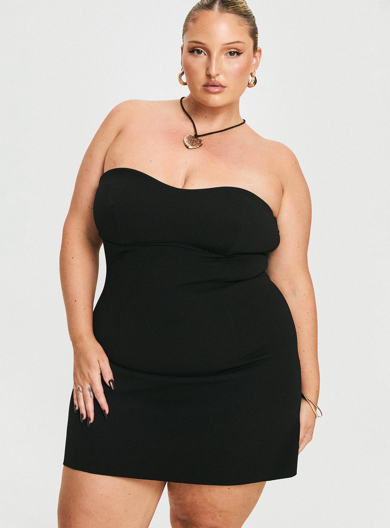 Collective Dress - Simple Sweetheart Mini Dress Black Curve image 3