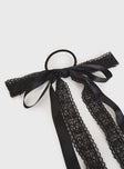 Black hair tie satin and lace design