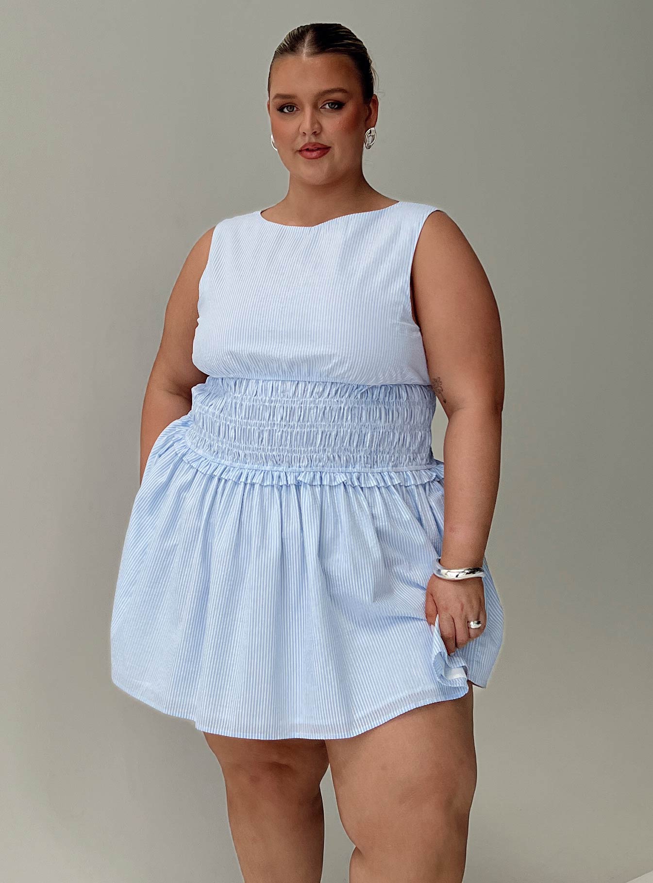 Yennifer Shirred Mini Dress Blue / White Curve