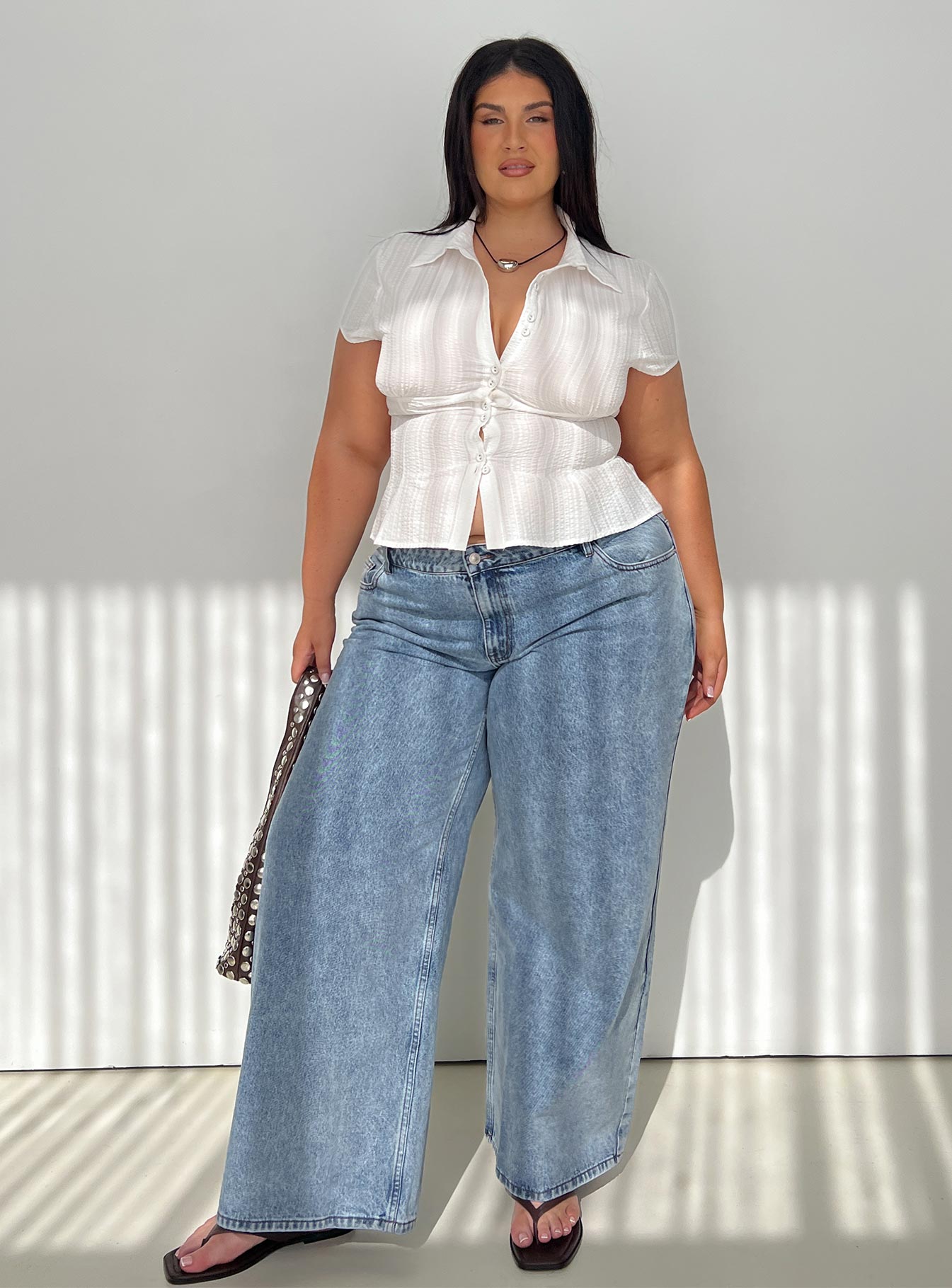 Ellanor Low Rise Straight Leg Light Blue Curve