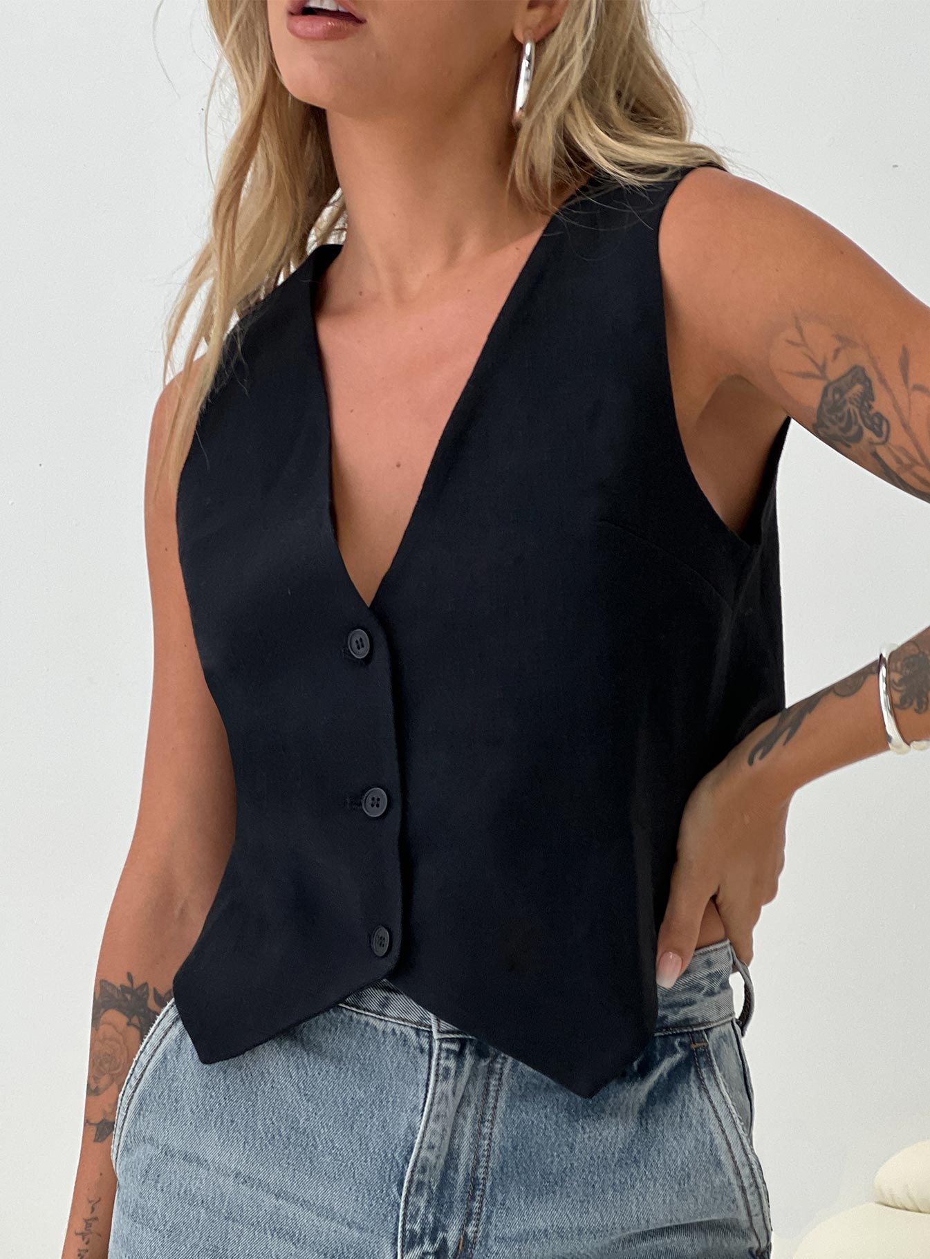 product Princess Polly Sleeveless Asymmetric Neckline  Leo Vest Black