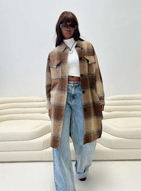 Longline plaid shacket Classic collar, button fastening at front, twin chest pocket, single button cuff