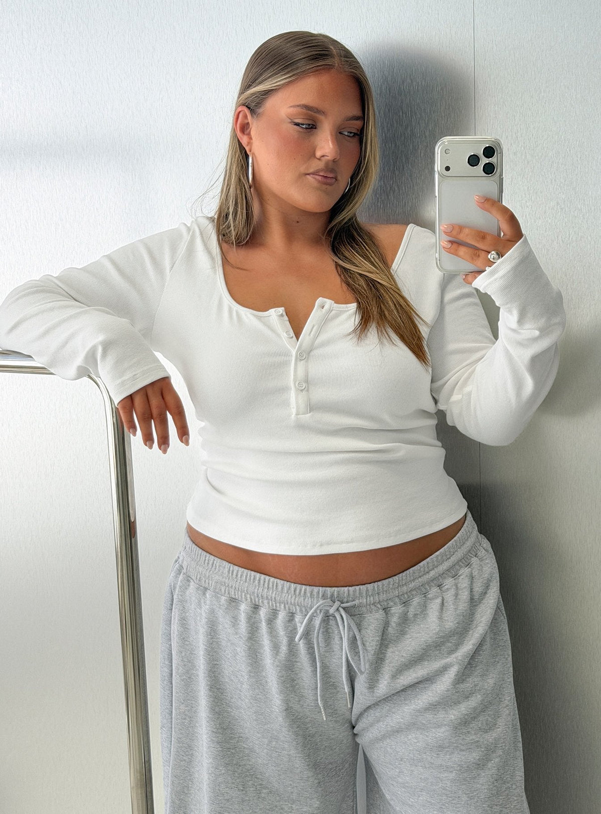 Keslie Long Sleeve Henley Top White Curve