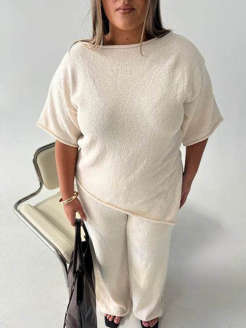 Amelise Knit Poncho Beige Curve