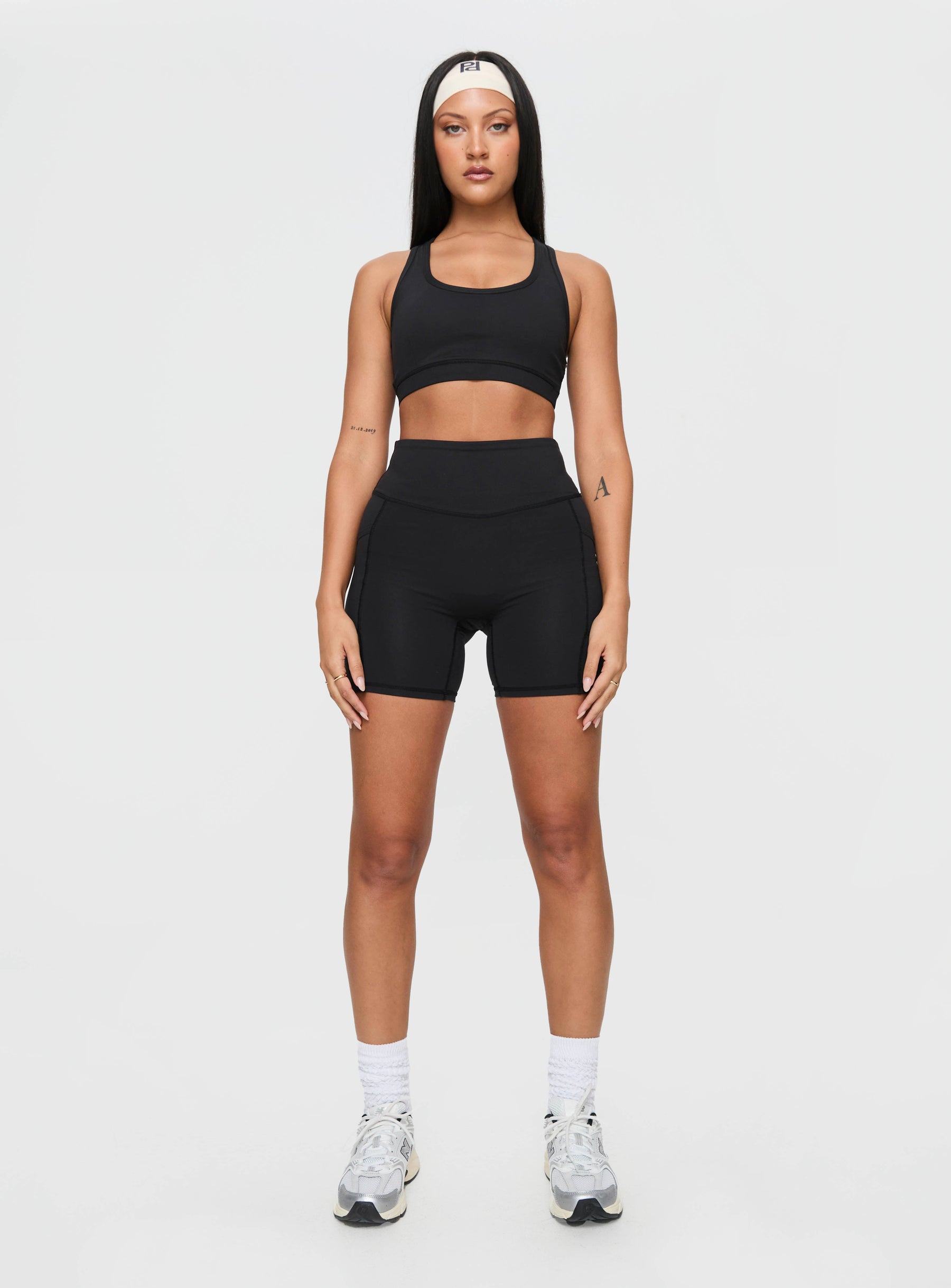 Conquer Activewear Shorts Black
