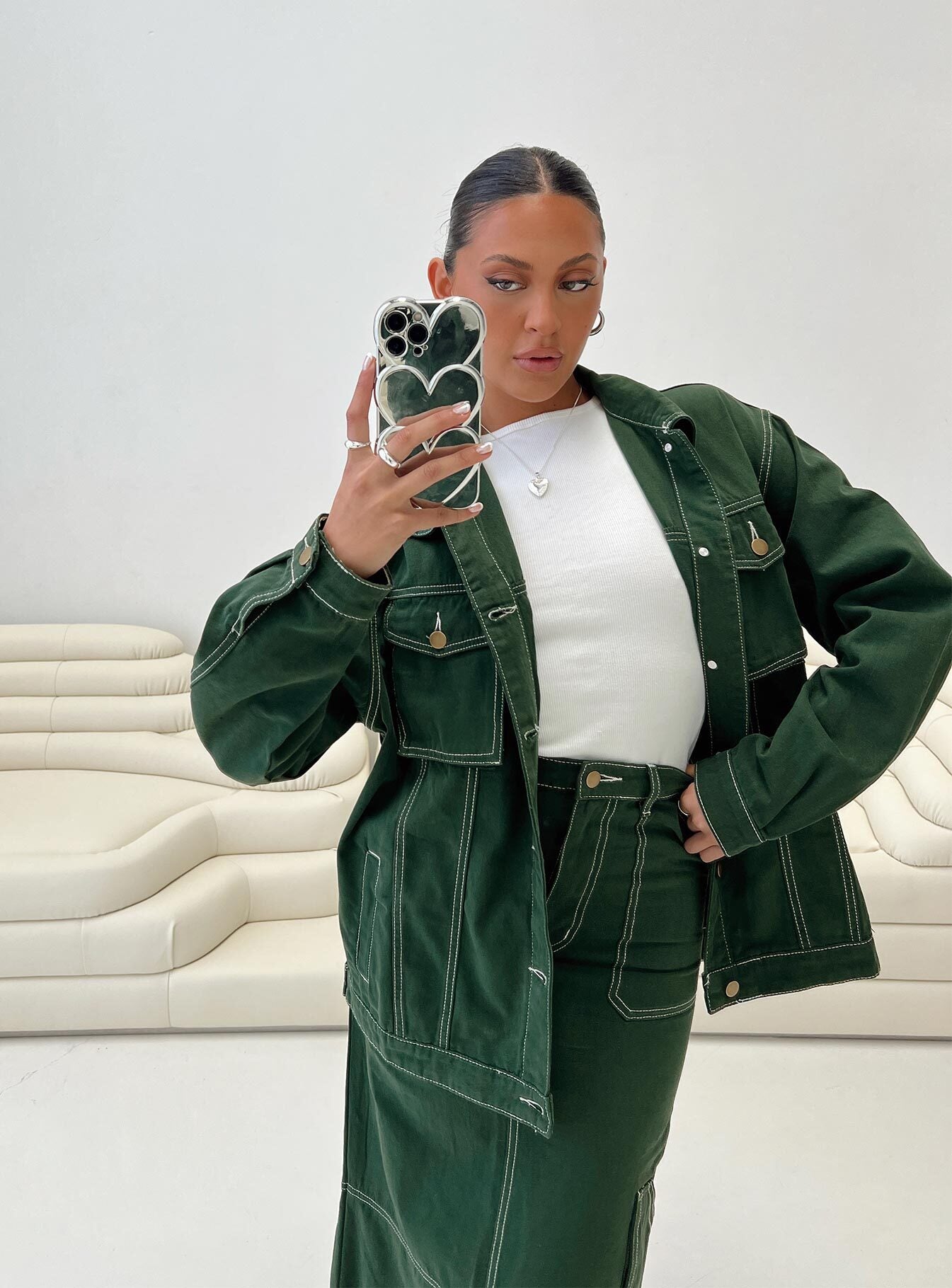 Denim shacket Classic collar, button fastening at front, twin chest pockets