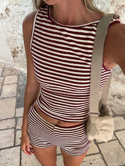 Henree Set Burgundy Stripe