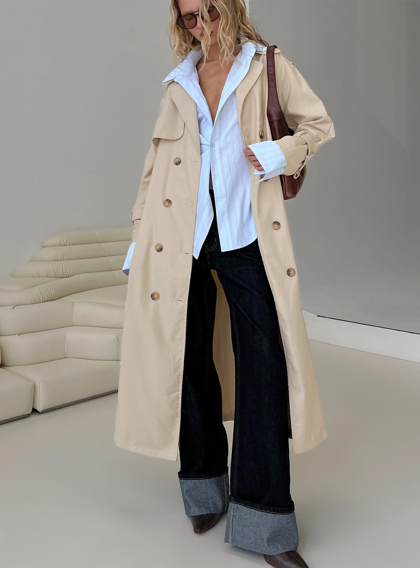 Vision Board Trench Coat Beige