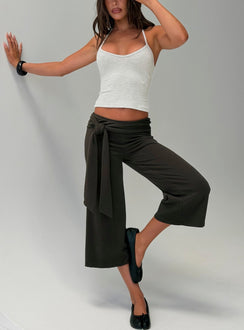 Allena Gaucho Tie Detail Shorts Slate