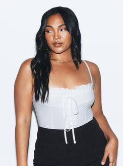 front view of model wearing Princess Polly Tavez Bodysuit Ivory Sleeveless Sweetheart 