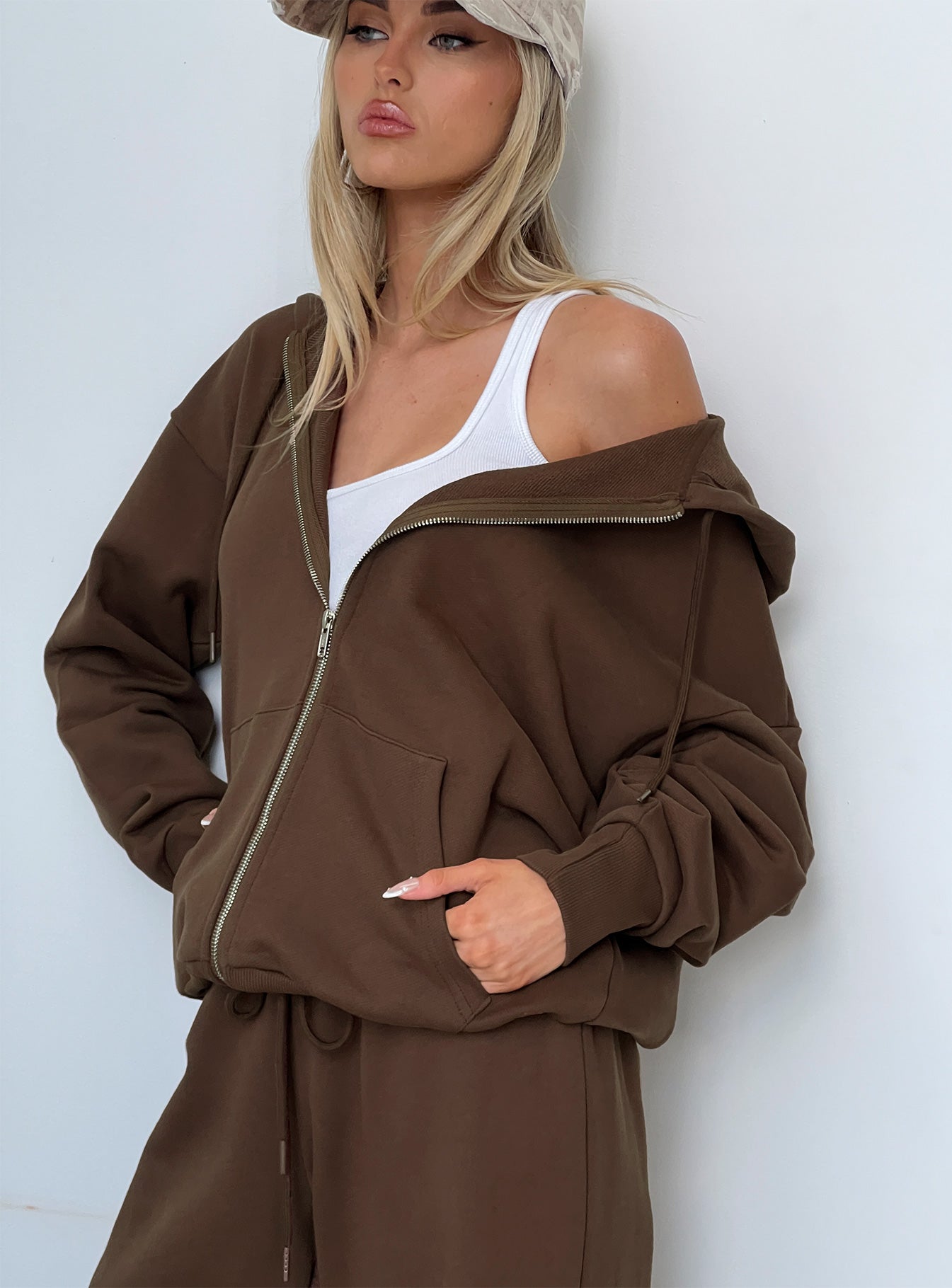 front view of model wearing Princess Polly All Day Oversized Hoodie Chocolate Longline Jumpers 