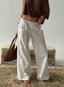 Lucky Spirit Lace Straight Leg Pant White