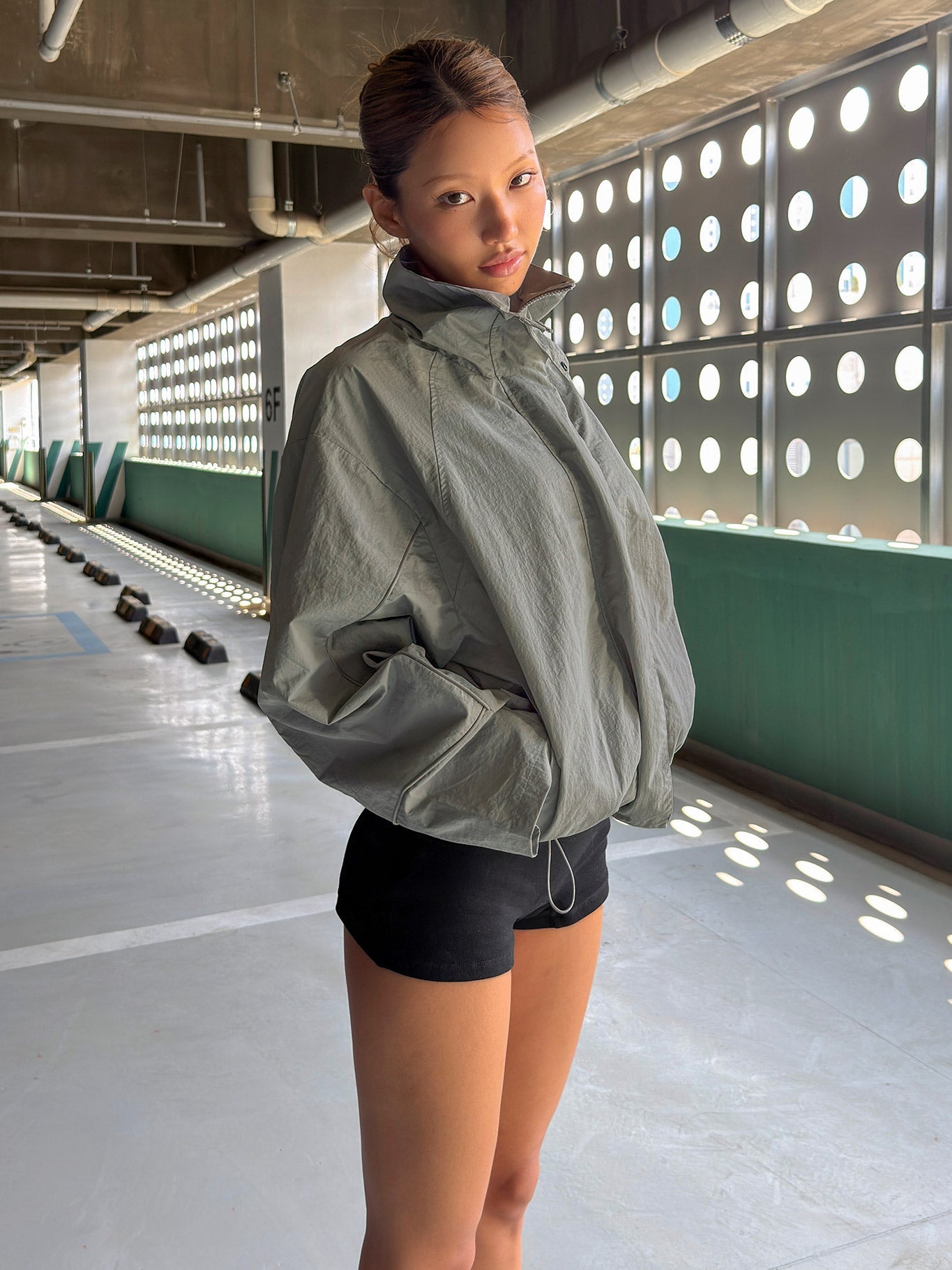 Shoreline Windbreaker Jacket Grey