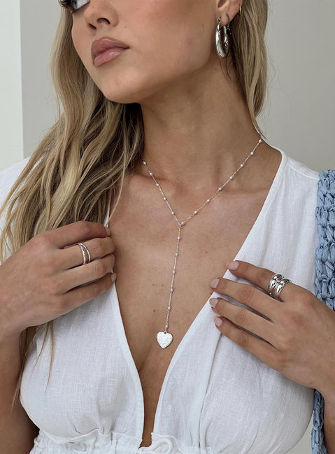 Necklace Silver toned, heart pendant