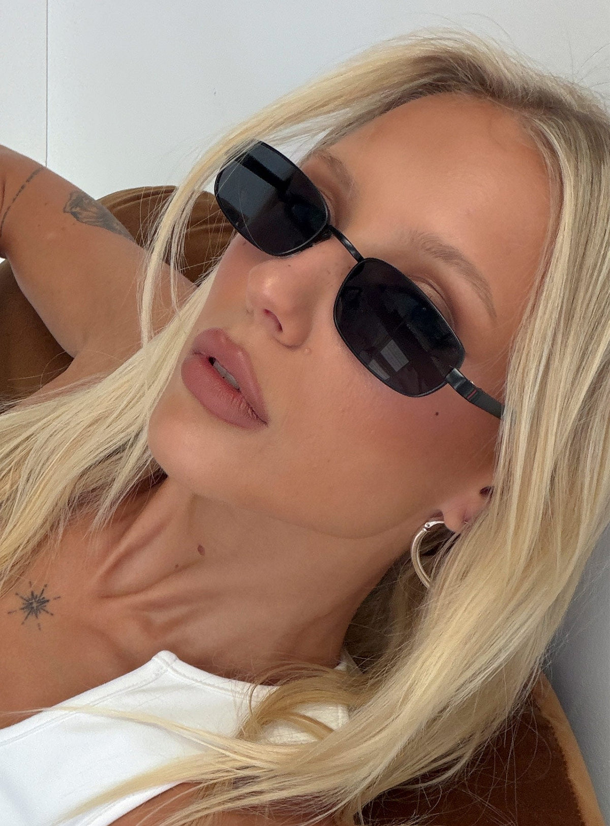 Tillie Metal Frame Oval Sunglasses Black