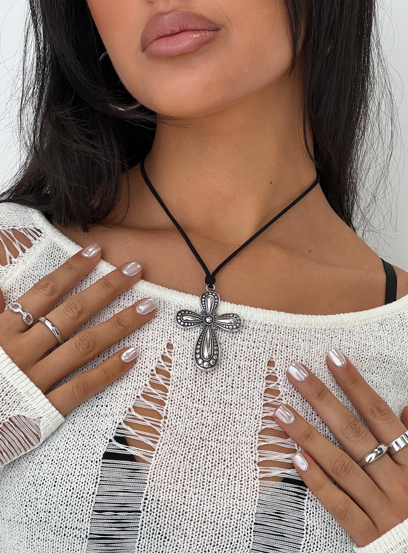 Silver-toned pendant necklace Cord style chain, adjustable length, lobster clasp fastening