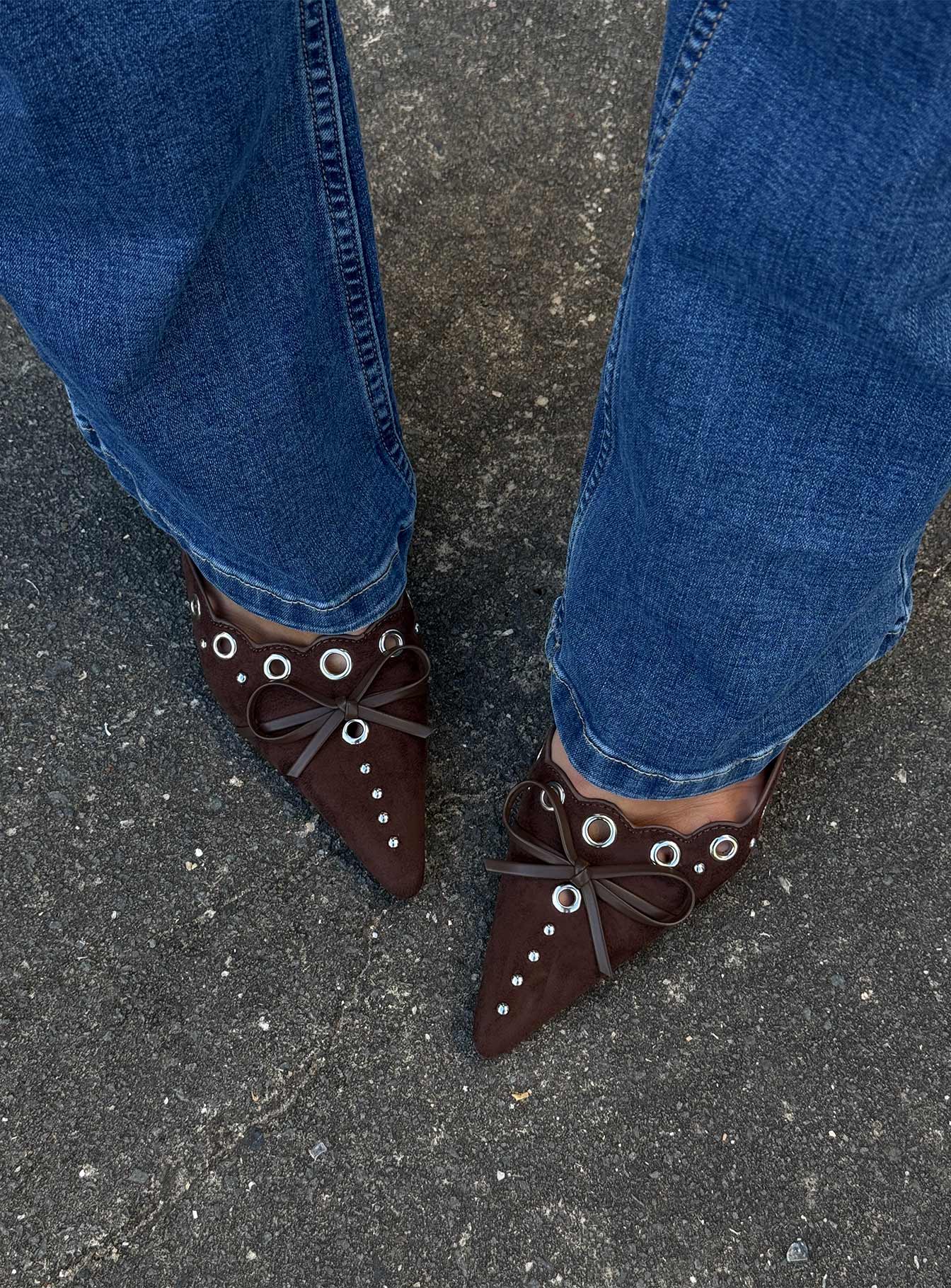 Charisma Pointed Toe Heels Brown