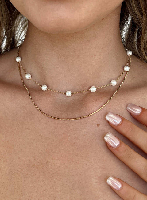 Necklace pack Two dainty chains Pearl detail Lobster clasp fastening