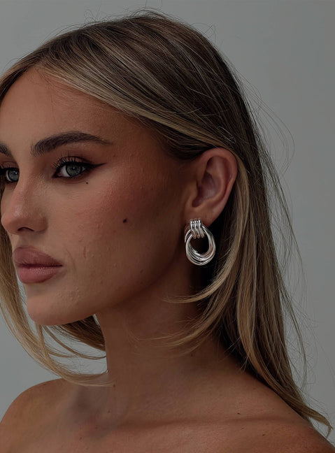 Big Star Linked Earrings Silver