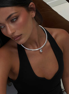 Lisbeth Pendant Necklace Silver