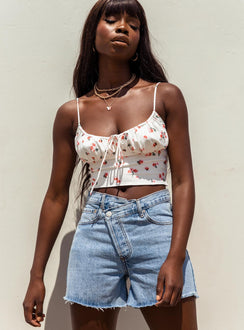front view of model wearing Princess Polly Xena Denim Shorts High Waisted Shorts 