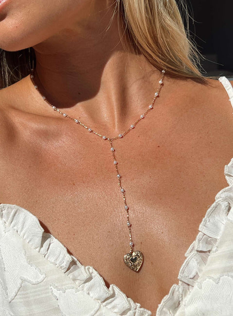 Necklace Gold toned Pearl detail Heart pendant Lobster clasp fastening