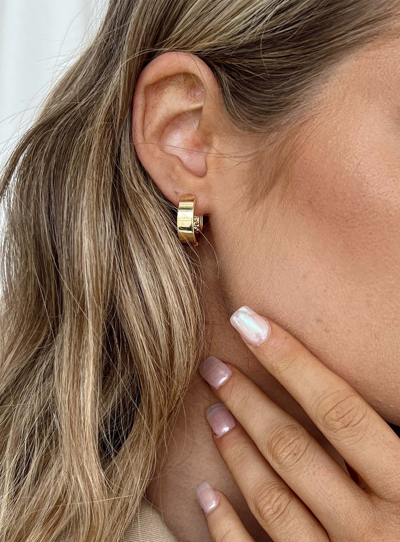 Earrings 18K Gold Plated Huggie style