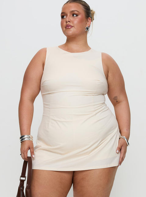 Yumiko Romper Cream Curve