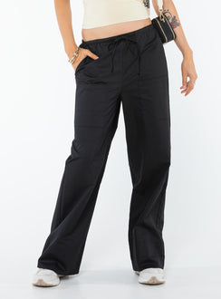Cargo pants, mid-rise, relaxed fit Drawstring waist, four pocket design, wide leg Non-stretch material, unlined 