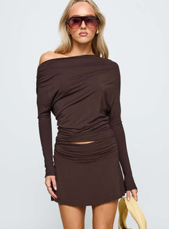 Party Hour Off Shoulder Set Chocolate