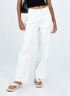 Front view of model wearing  front Princess Polly Mid Rise  Karana Slouch Jeans Ivory