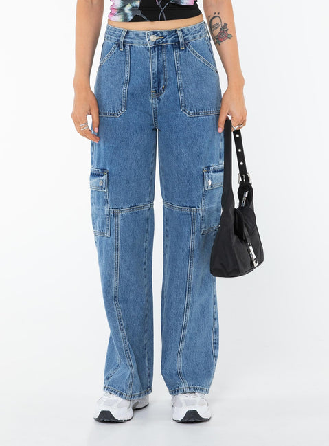 Cargo jean, mid-wash denim, high rise Belt looped waist, six-pocket design, zip and button fastening, straight leg