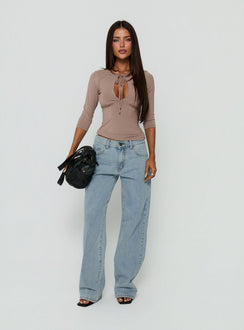 Yemina Keyhole 3/4 Sleeve Top Mushroom