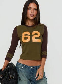62 Varsity Long Sleeve Graphic Top Khaki Multi