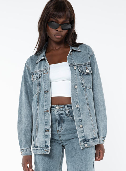 Light wash denim jacket Classic collar, button fastening at front, twin chest and hip pockets, single button cuff