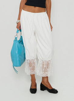 Daiana Lace Culotte Pants Cream