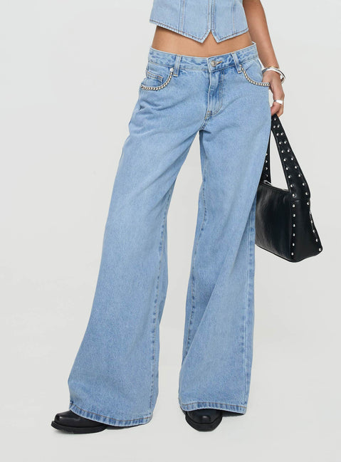 side view of model wearing Princess Polly Pearlisle Baggy Jeans Light Wash Low Rise Jeans 