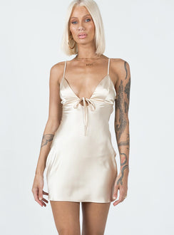 Front view of model wearing  front Princess Polly Scoop Neck  Hadleigh Mini Dress Champagne