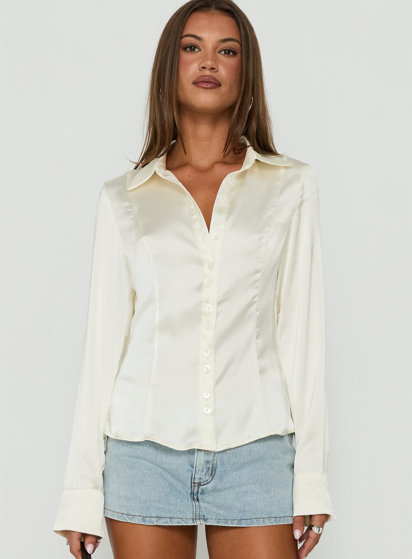 Aleska Long Sleeve Button Down Cream