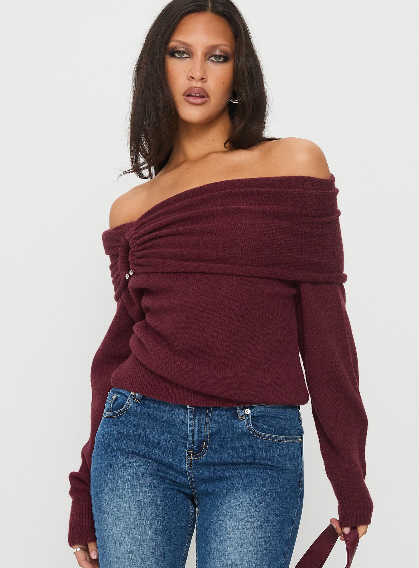 Viora Off Shoulder Knit Sweater Wine