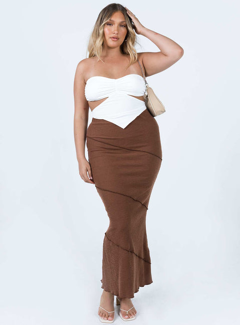 Front view of model wearing  front Oscar Maxi Skirt Brown Princess Polly  Maxi 