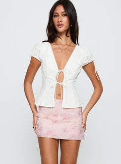   front view of model wearing Princess Polly Piazia Mini Skirt Multi Floral Mini Skirts 