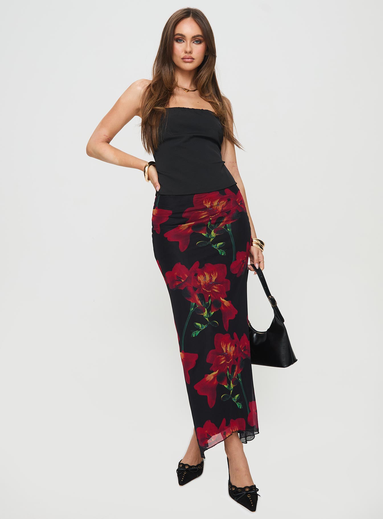 Maxi skirt Floral print, mesh material, elasticated waistband, curved hem Good stretch, fully lined  Princess Polly Lower Impact 