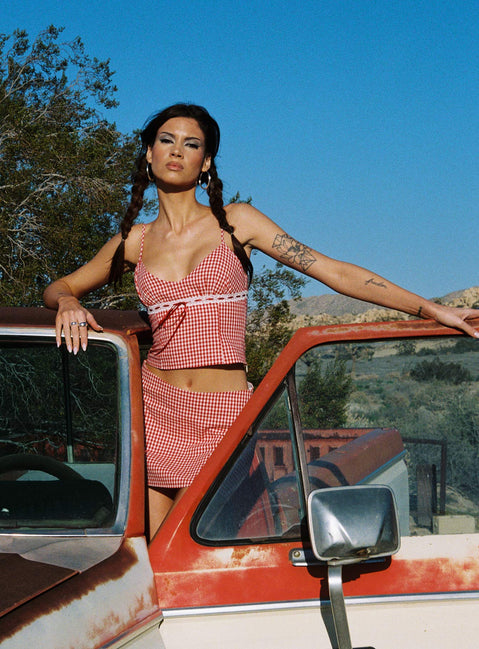 Red gingham set Gingham print, v neckline, adjustable straps, lace detail, invisible zip fastening