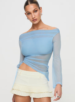 front view of model wearing Princess Polly Telescopic Off Shoulder Top Blue Full Sleeves straight 