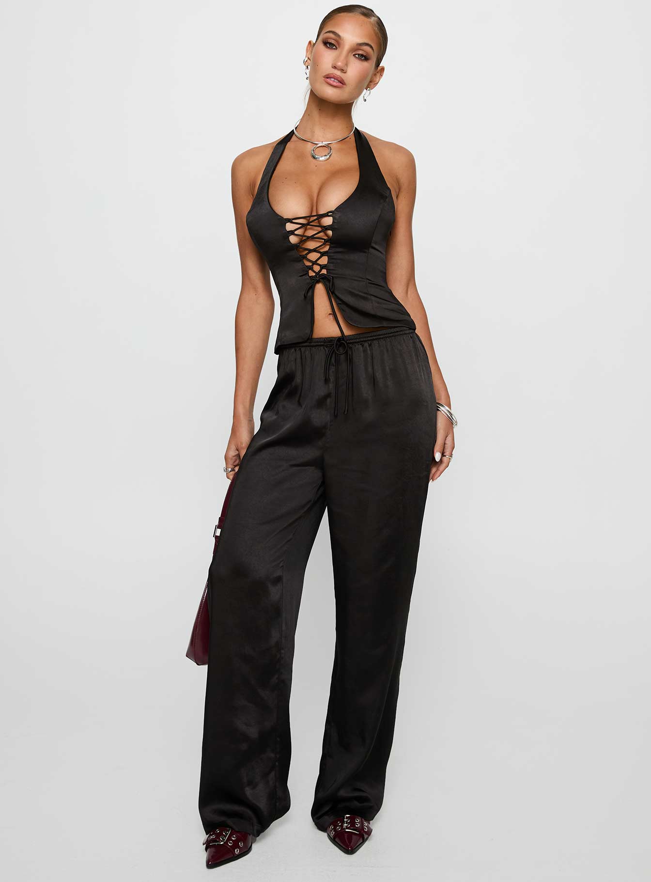 Cinematic Timing Tie Up Set Black