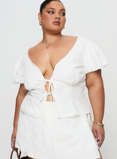 front view of model wearing Princess Polly Wilhelmina Blouse Top White Curve Short Sleeves Plunger 