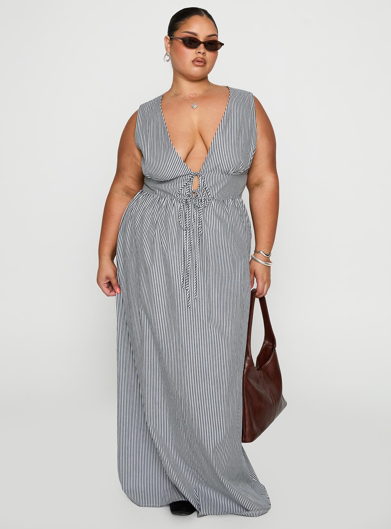 Pokey Maxi Dress Black / White Stripe Curve