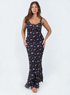Front view of model wearing  front Princess Polly Crew Neck  Curtis Maxi Dress Black / Floral